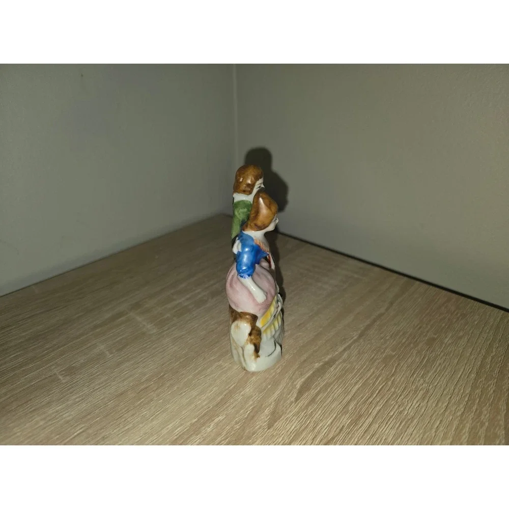 Vintage Made in Occupied Japan Porcelain Colonial Couple Figurine Green Pink